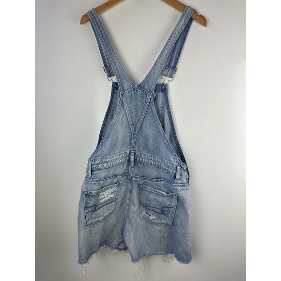 American Eagle Tomgirl Shortall Distressed Denim Overall Shorts Bib Size Small - Picture 9 of 10